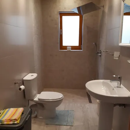 Nyaraló Large Spacious Terraced House On 3 Floors San Pawl il-Baħar