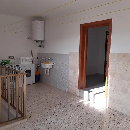 Nyaraló Large Spacious Terraced House On 3 Floors
